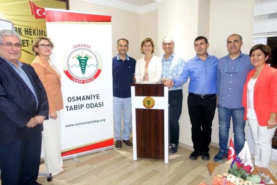 HEKİMLERE, ÇOCUKLUK ÇAĞINDA BESİN ALERJİSİ ANLATILDI