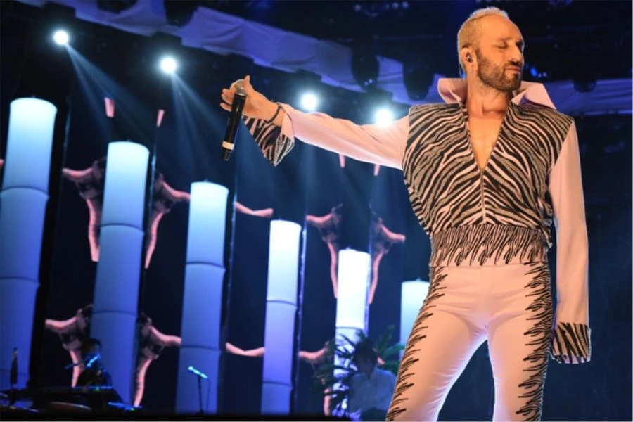 MABEL MATİZ GÖZYÜZÜNÜ HARBİYE