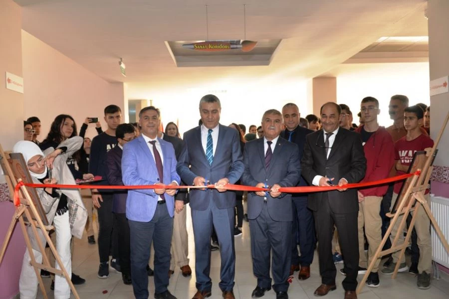 MÜDÜRÜ ALBAK: KÜTÜPHANELERİMİZİN KIYMETİNİ BİLELİM