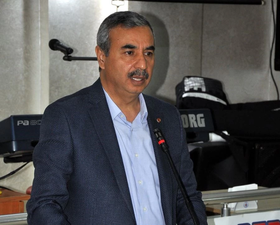 DR. ÖZNAVRUZ: 40 YAŞ ÜSTÜ HER 5 KİŞİDEN BİRİNDE KOAH VAR