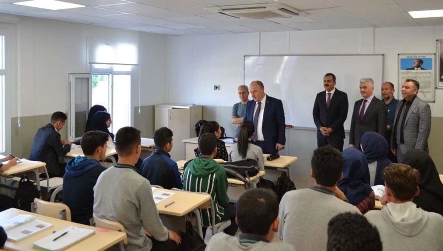 CEVDETİYE ÇOK PROGRAMLI ANADOLU LİSESİNE ZİYARET