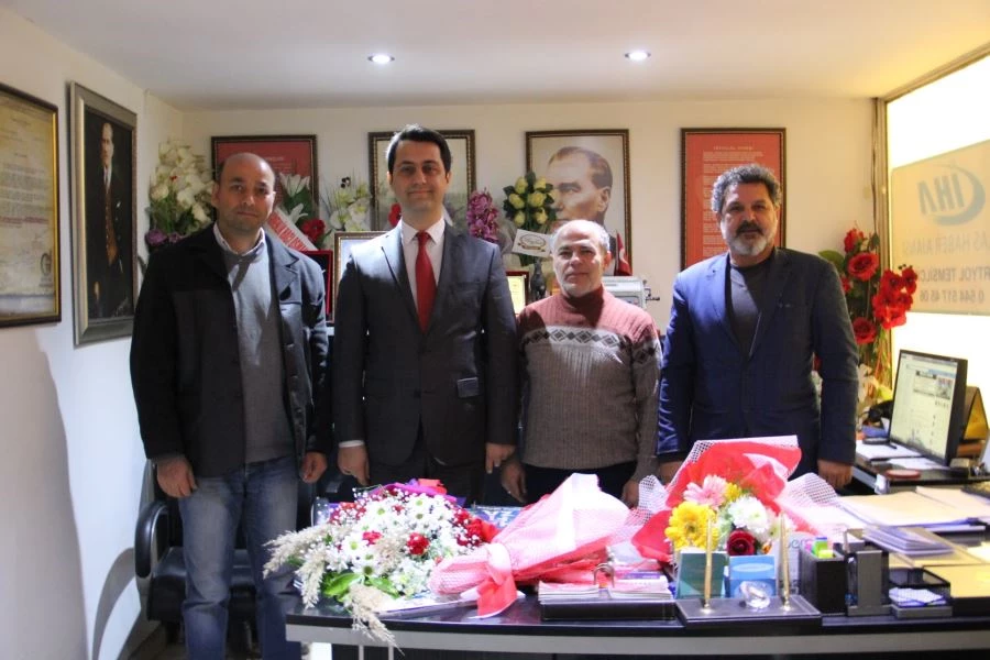 ERZİN BELEDİYE BAŞKANI AV. ÖKKEŞ ELMASOĞLU ÇALIŞAN GAZETECİLER GÜNÜNÜ KUTLADI