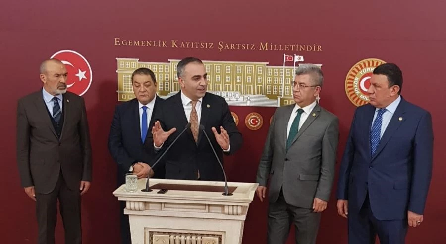 HATAY MİLLETVEKİLİ LÜTFİ KAŞIKÇI DEPREM İLE İLGİLİ BASIN AÇIKLAMASI YAPTI