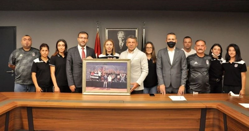 TAF Başkanı Fatih Çintimar’dan Beşiktaş’a ziyaret
