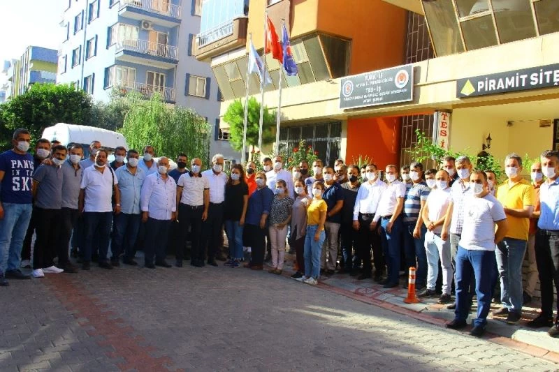 KHK ile kadroya geçen çalışanlar kaybettikleri hakları geri istiyor
