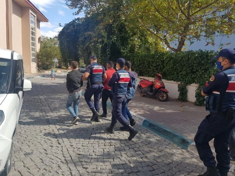 Bergama’daki orman yangının failleri tutuklandı
