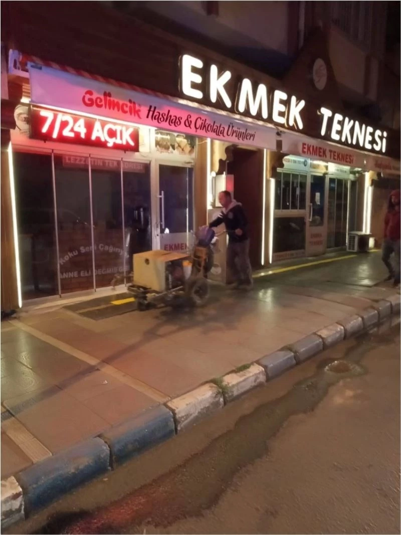 Kaldırım işgaline çizgili önlem
