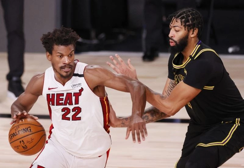 NBA finalinde Miami devam dedi
