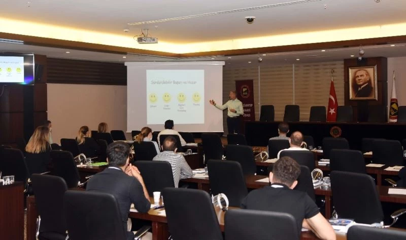 Yöneticilik gelişim programı “SAHA MBA” GSO’da başladı
