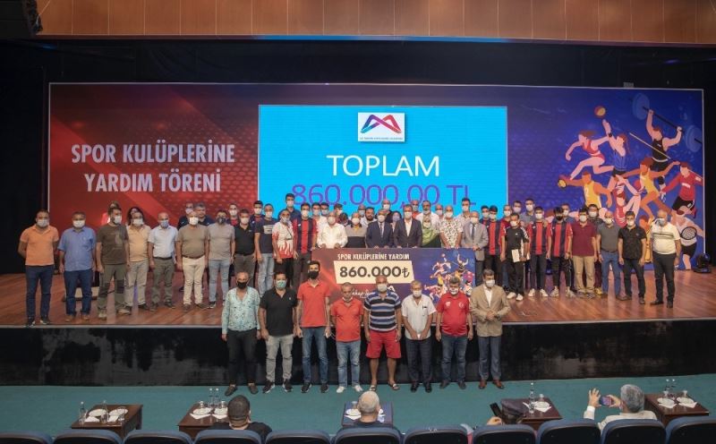 Mersin Büyükşehir Belediyesi 160 amatör spor kulübüne 860 bin TL nakdi yardım yaptı
