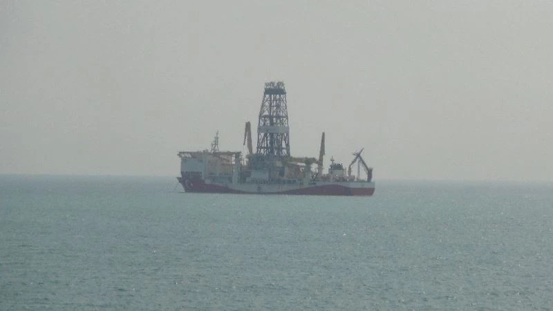 Kanuni sondaj gemisinin Mersin açıklarında bekleyişi sürüyor
