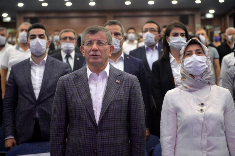 Gelecek Partisi Genel Başkanı Davutoğlu, partisinin Mersin kongresine katıldı