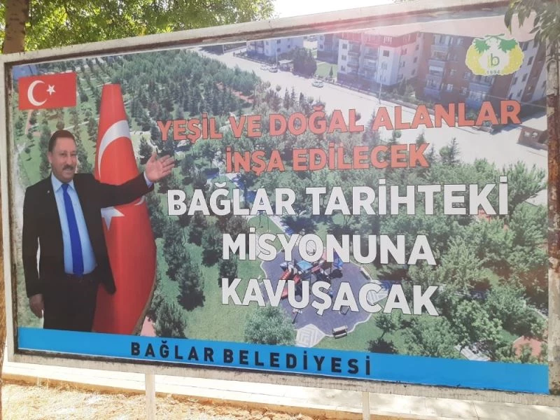 Bağlar’ın yerinde dönüşümü billboardlarda
