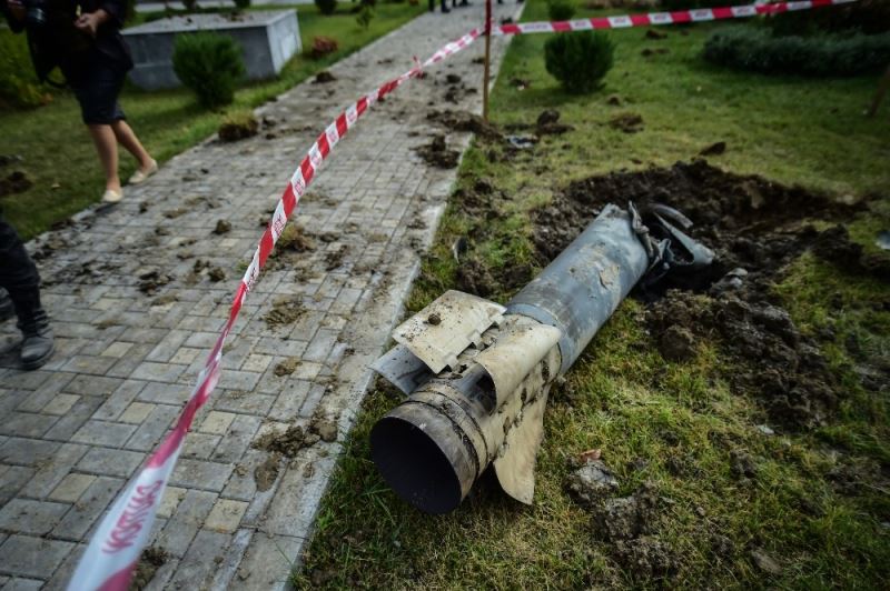 Ermenistan’ın attığı roket Mingeçevir’de termik santrale düştü
