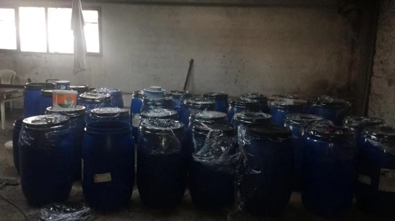 Hırsızların girdiği depo sahte içki imalathanesi çıkmıştı: 6 ton sahte içki ele geçirildi