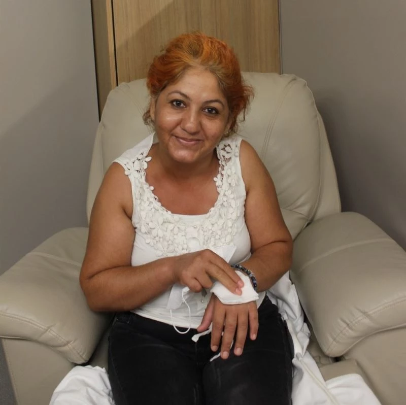 Elle meme muayenesinde kanseri yakaladılar: Üç kadın, üç hikaye
