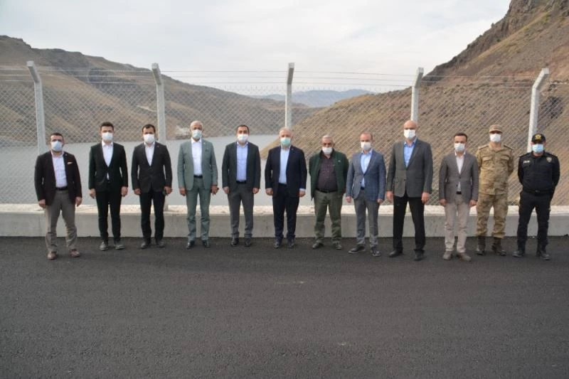 Karakurt HES Barajı nedeniyle bir süredir yapımı devam eden bağlantı yolunun büyük bölümü tamamlandı
