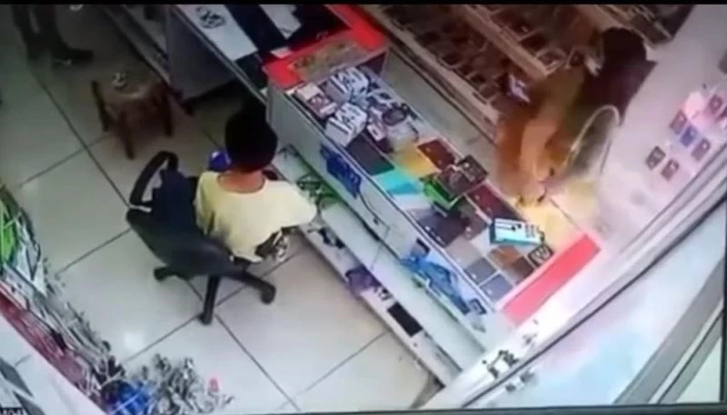 Batman’da kaşla göz arasında cep telefonu hırsızlığı
