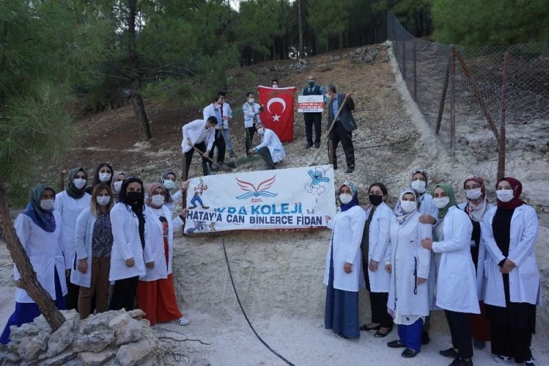 İkra Koleji, Hatay anısına fidanları toprakla buluşturdu
