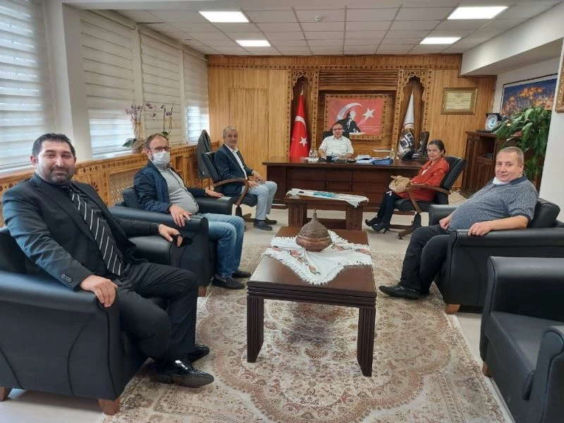 Gazetecilerden Kaymakam Türköz’e hayırlı olsun ziyareti
