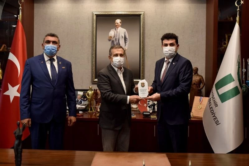 Başkan Ataç; “Gazi ve şehitlerimize duyduğumuz minnet tarif edilemez”
