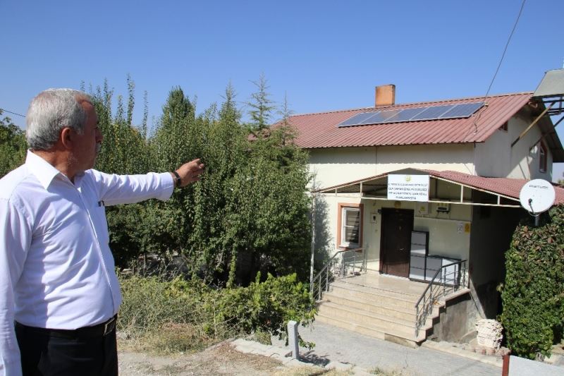 Elazığ’da 2 köyde çatılara kuruldu, artık kendi elektriklerini üretecekler
