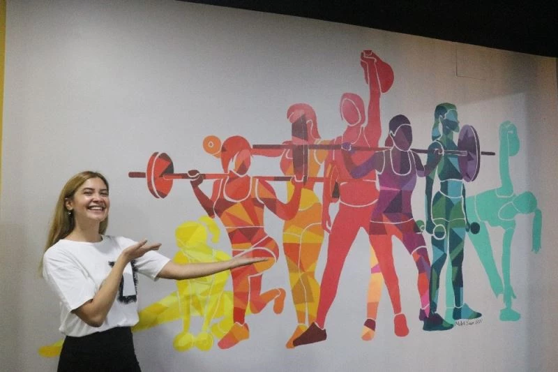 Kendi odasını boyayarak başladığı duvar resmini iş haline getirdi
