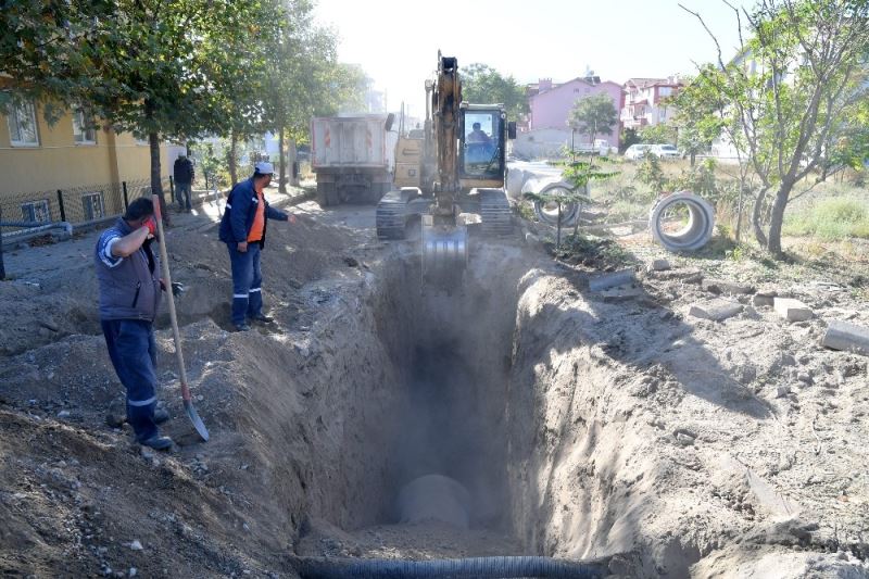 Isparta Belediyesi’nden su baskınlarını önleyecek hamle
