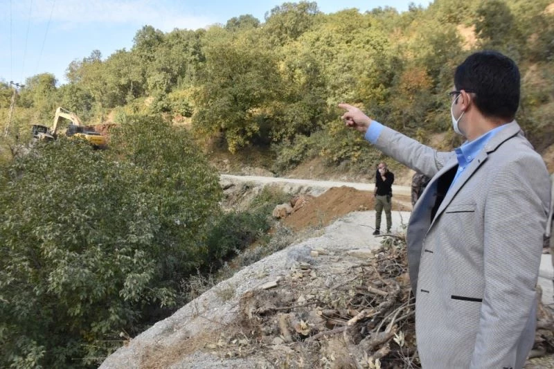 Dağlıca bölgesinde yol yapım ve onarım çalışması
