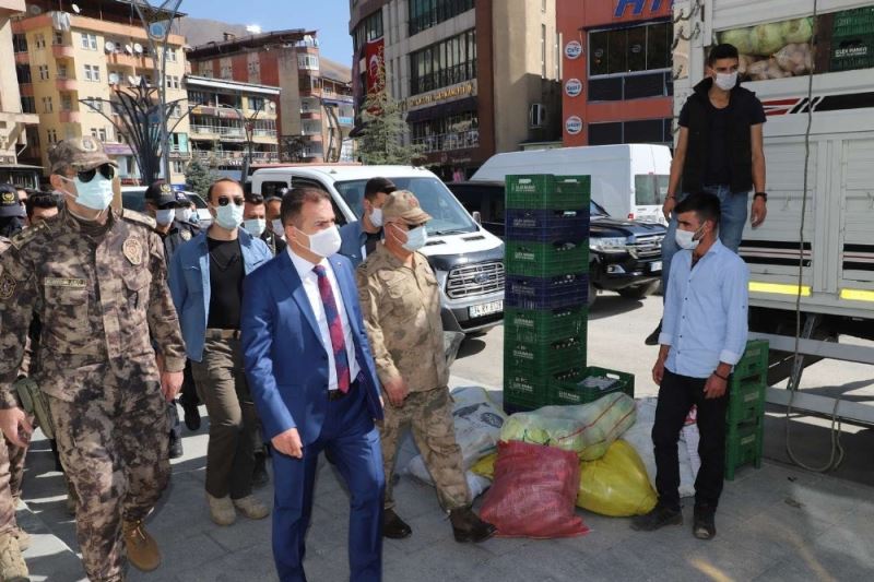 Vali Akbıyık: “Hepimiz sağlık için alanlardayız”
