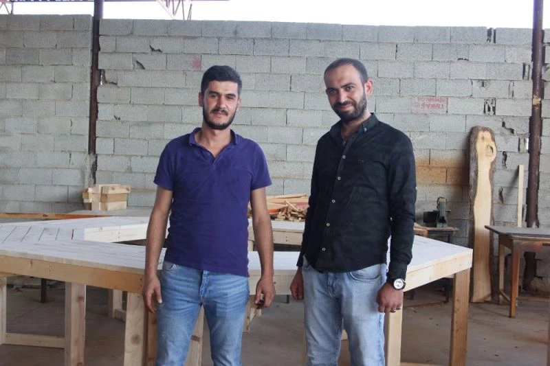 Arkadaş çevresiyle madde bağımlısı oldular, şimdi yeniden hayata tutunmaya çalışıyorlar
