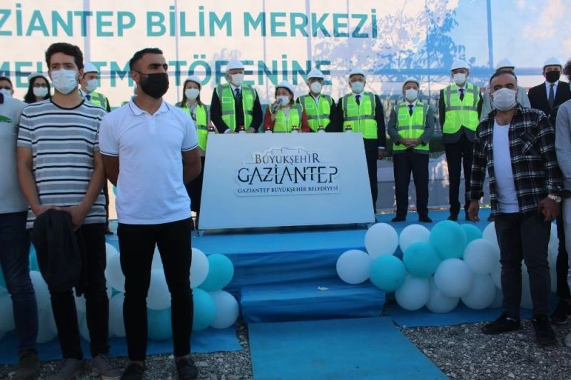 Müzeyyen Erkul Gaziantep Bilim Merkezi’nin temeli atıldı
