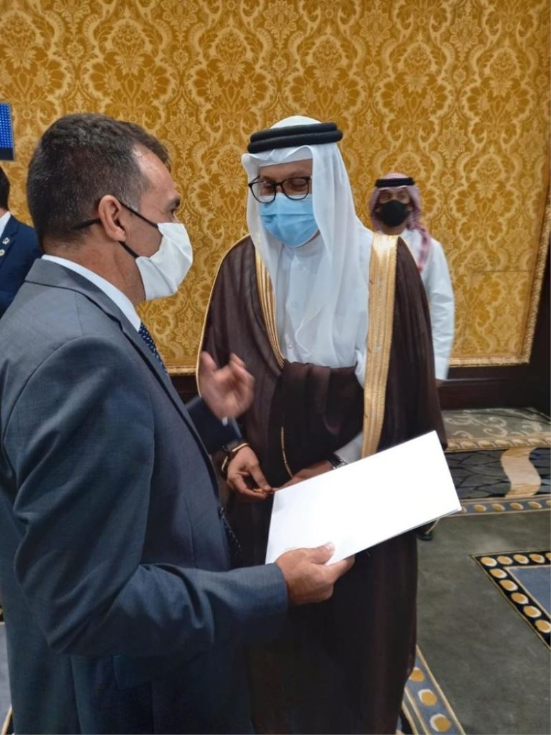 İsrail Dışişleri Bakanı Ashkenazi, Manama’da İsrail Büyükelçiliği açmak için talepte bulundu
