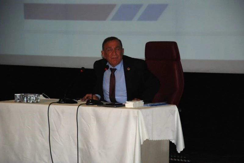 Akay, 18 ayın hesabını verdi yeni dönemi Milli Mücadele dönemi ilan etti
