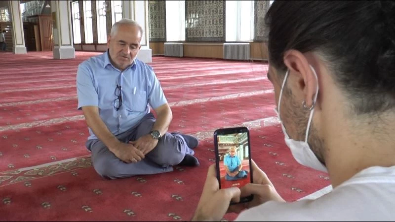 İnternet çağını yakalayan emekli imam
