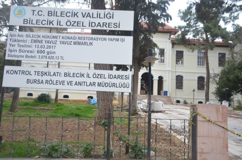 Bilecik’te restorasyonu bitmek bilmeyen valilik binası
