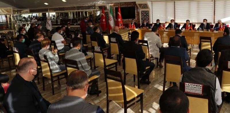 Turizmciler Kapıköy Sınır Kapısı için bir araya geldi
