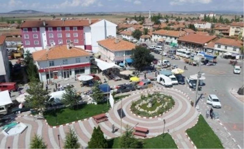 Aslanapa’da ziyaretlere ve toplu faaliyetlere 15 gün kısıtlama
