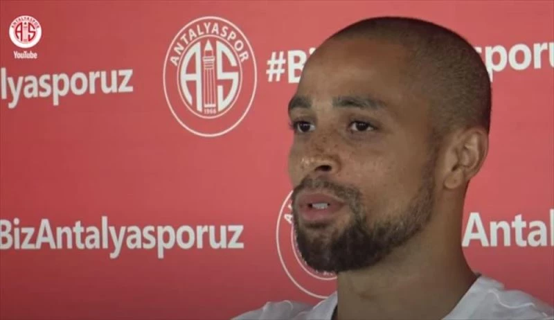 Sidney Sam, en iyi futbolunu Antalyaspor