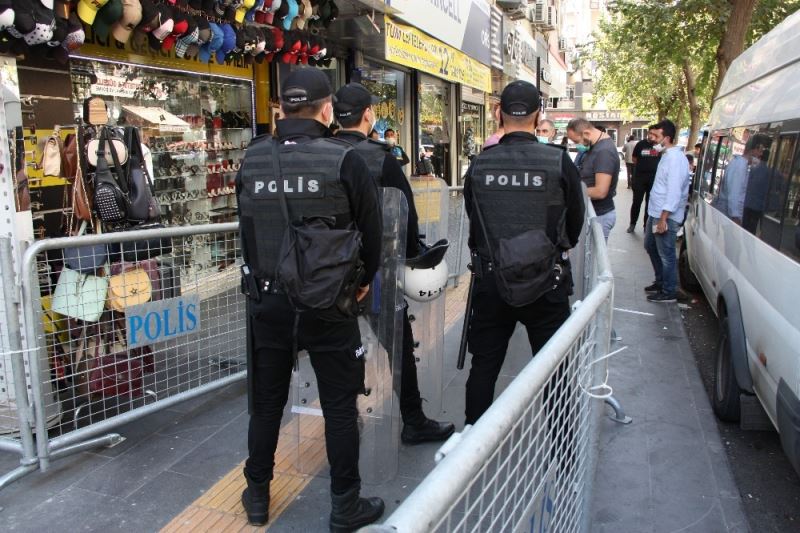 HDP’ye polis baskını
