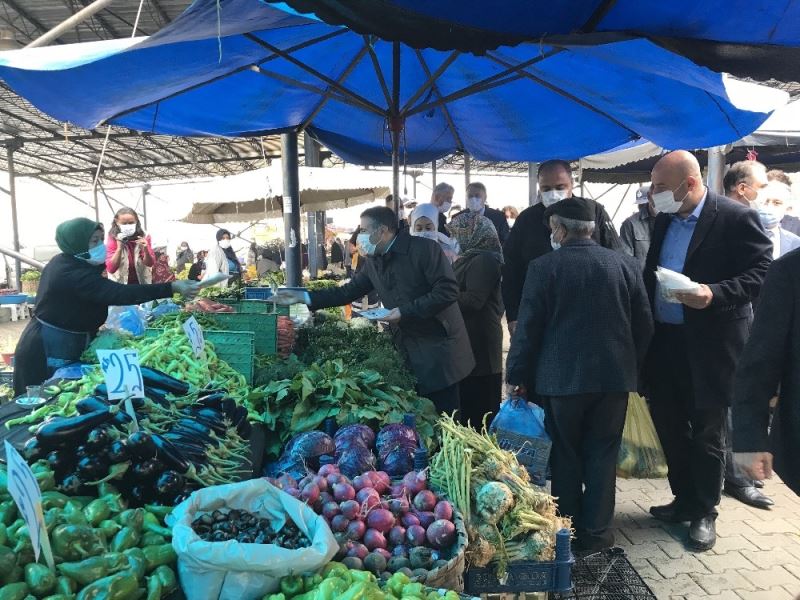 Vali Atay, “Kurallara uyanlar uymayanlardan şikayetçi”
