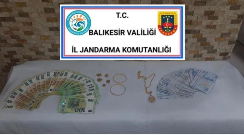 Bigadiç’te hırsızlık zanlısını JASAT yakaladı
