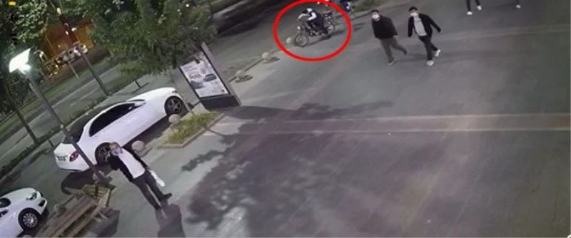 Park halindeki motosikleti kaşla göz arasında çaldı
