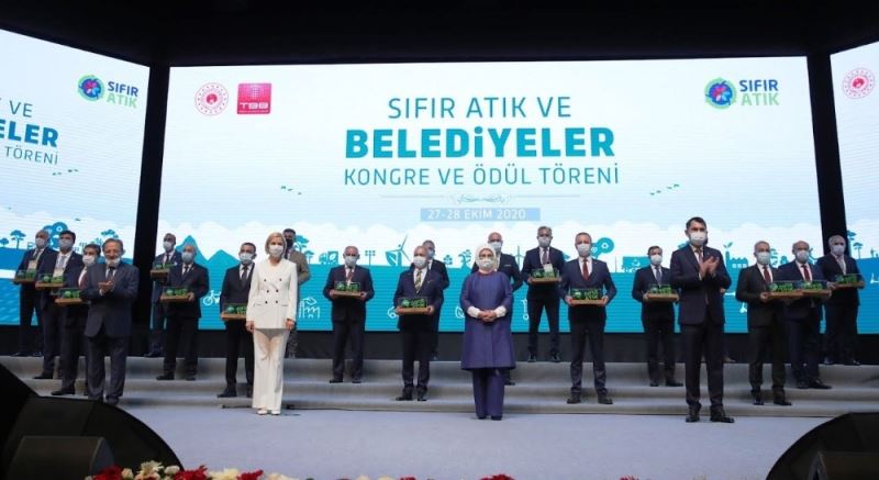 Başkan Büyükgöz’ün çevre projesi ile Emine Erdoğan’dan ödül aldı
