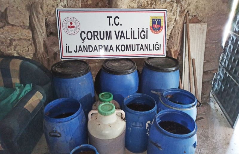 Çorum’da 2 bin 653 litre kaçak içki ele geçirildi
