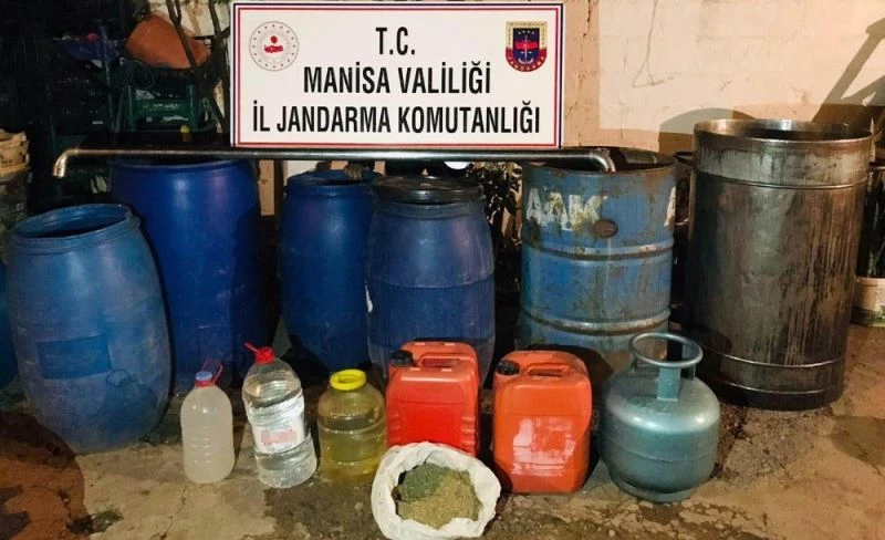 Manisa’da 705 litre sahte içki ele geçirildi
