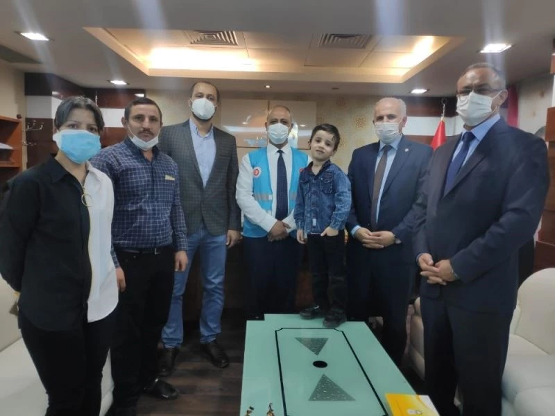 5 yıl sonra ilk defa duydu
