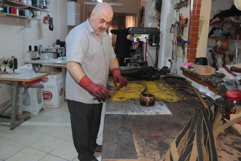 (Özel) Osmanlı dönemi dizileri saraçlık mesleğine ilgiyi artırdı
