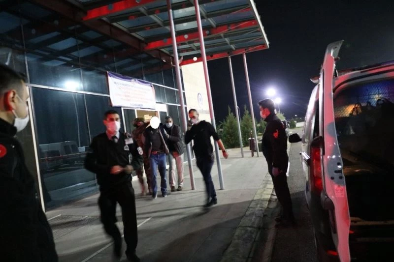 Üniversite hastanesi binası çatısından intihar girişimi skandalı
