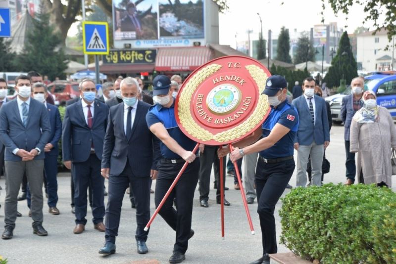 Hendek’te 29 Ekim Cumhuriyet Bayramı kutlamaları
